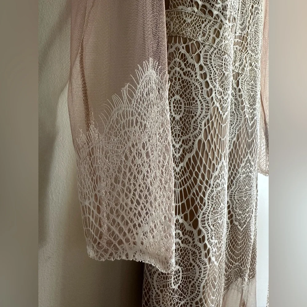 Mesh Tan and Ivory Lace Dress Size Small